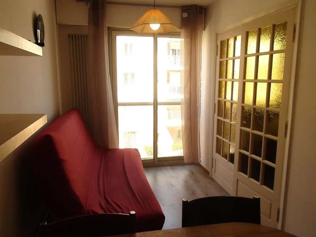 Grand Studio Hyeres Piscine Jardins Du Luxembourg 2Eme Etage公寓 公寓